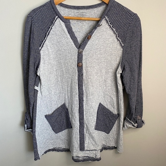 Neon Buddha Women's Long Sleeve Gray V-neck Heavy Tee Size Medium - Picture 1 of 12